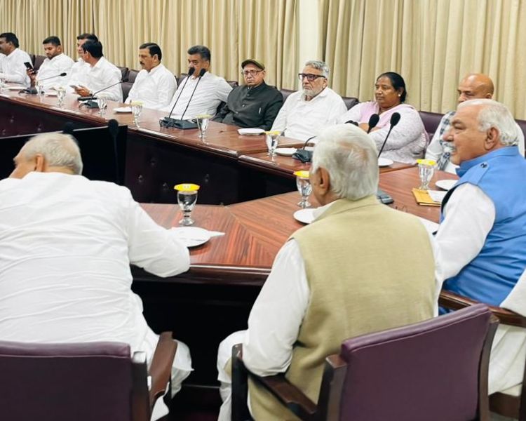 भूपेंद्र सिंह हुड्डा बोले- मंडियों में किसानों को किया जा रहा प्रताड़ित, कांग्रेस विधायक करेंगे दौरे