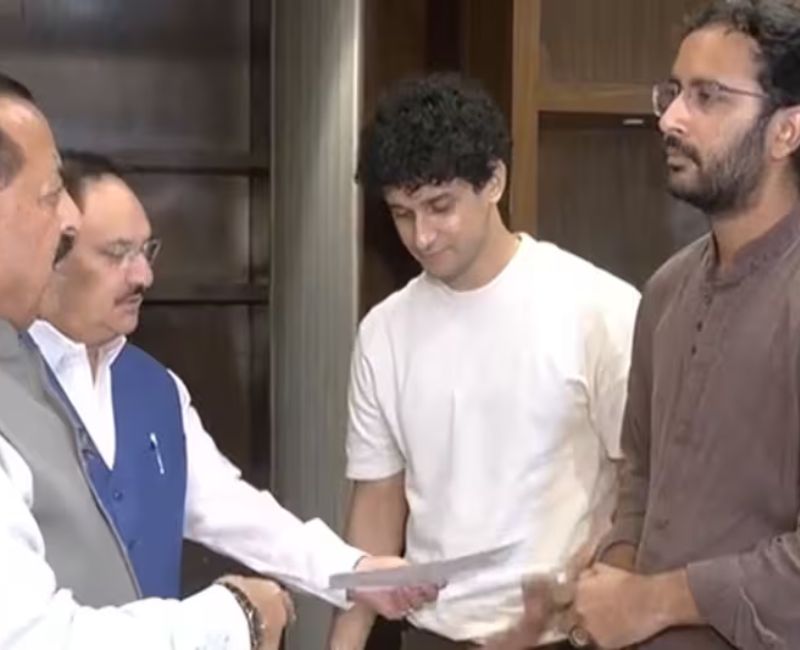 CJP Protest : काॅकरोच जनता पार्टी और सरकार के बातचीत में दो मांगों पर बनी सहमति, धर्मेंद्र प्रधान के इस्‍तीफे पर समय मांगा, कल फिर होगी बैठक