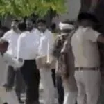 हिसार में कोर्ट के गेट के पास फायरिंग में एक गैंगस्‍टर की हत्‍या कर दी गई। (फोटो सौजन्‍य सोशल मीडिया)