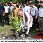 केंद्रीय मंत्री मनोहर लाल ने पानीपत में पौधरोपण किया। इस अवसर पर उपायुक्‍त डा. हरीश कुमार वशिष्‍ठ , मनोहर लाल के प्रतिनिधि गजेंद्र सलूजा भी मौजूद थे। ( फोटो सौजन्‍य डीआइपीआरओ)