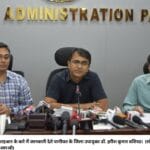 एसआइआर के बारे में जानकारी देते पानीपत के जिला उपायुक्‍त डॉ. हरीश कुमार वशिघ्‍ठ। (सौजन्‍य डीपीआरओ)