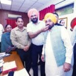 Punjab Employees DA: पंजाब के मुख्‍ममंत्री भगवंत मान ने कर्मचारियों ओर पेंशनरों के प्रतिनिधियों से मुलाकात की। (फोटो सौजन्‍य पंजाब डीपीआर)