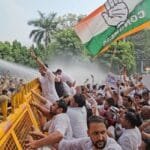 Haryana Congress Protest: हरियाणा कांग्रेस के कार्यकर्ताओं ने चंडीगढ़ में राज्‍य मुख्‍य निर्वाचन अधिकारी कार्यालय के बाहर सांसद दीपेंद्र हुड्डा के नेतृत्‍व में प्रदर्शन किया। (फोटो सौजन्‍य हरियाणा कांग्रेस)