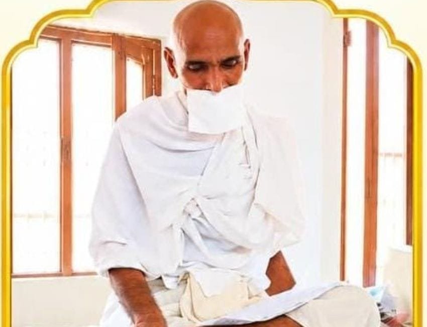 पानीपत के गांधी मंडी जैन स्थानक में अभिग्रहधारी डाॅ. राजेश मुनि जी महाराज के 8वें निर्जल उपवास पर तप अनुमाेदना दिवस मनाया गया। (फोटो सौजन्य जैन स्थानक)