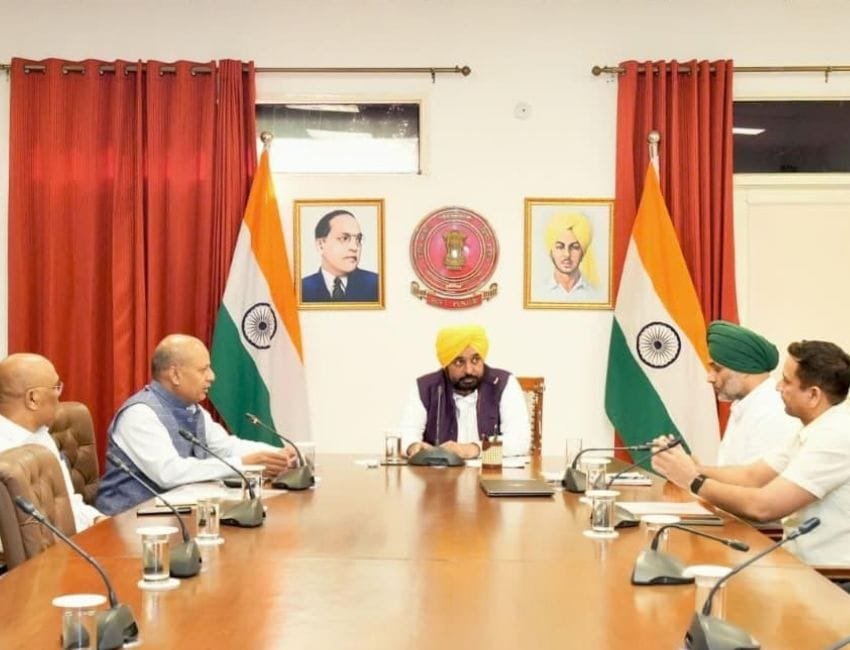 मुख्यमंत्री भगवंत मान ने सातवें पंजाब वित्त आयोग की बैठक की अध्यक्षता की। (फोटो सौजन्य डीपीआर)