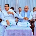 Congress Ramlila Maidan Rally: हरियाणा कांग्रेस के नेताओं ने 1 नवंबर को दिल्‍ली के रामलीला मैदान में होनेवाली रैली को लेकर बैठक की। बैठक में मौजूद (बाएं से दाएं) सांसद दीपेंद्र सिंह हुड्डा, हरियाणा कांग्रेस प्रभारी संजय दत्‍त, पूर्व सीएम भूपेंद्र सिंह हुड्डा, हरियाणा कांग्रेस अध्‍यक्ष राव नरेंद्र व अन्‍य नेता। (फोटो सौजन्‍य हरियाणा कांग्रेस)